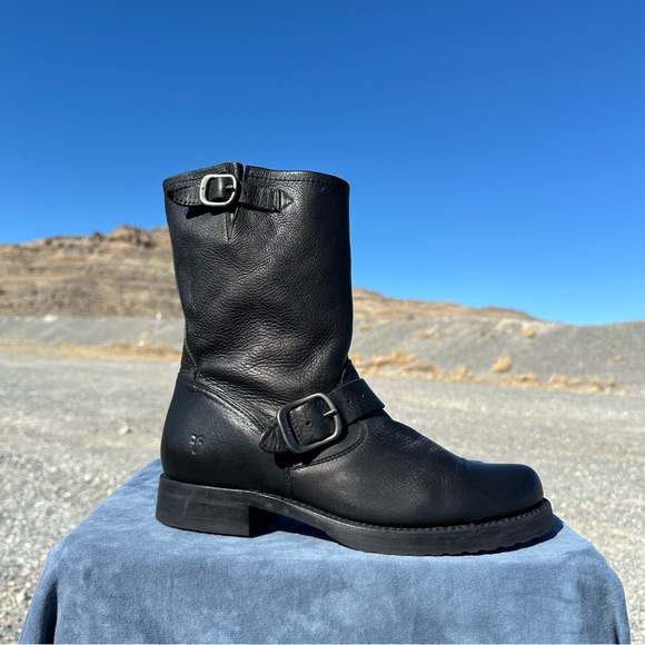 FRYE VERONICA SHORT Boot -Black with Silver Hardware - Picture 14 of 15